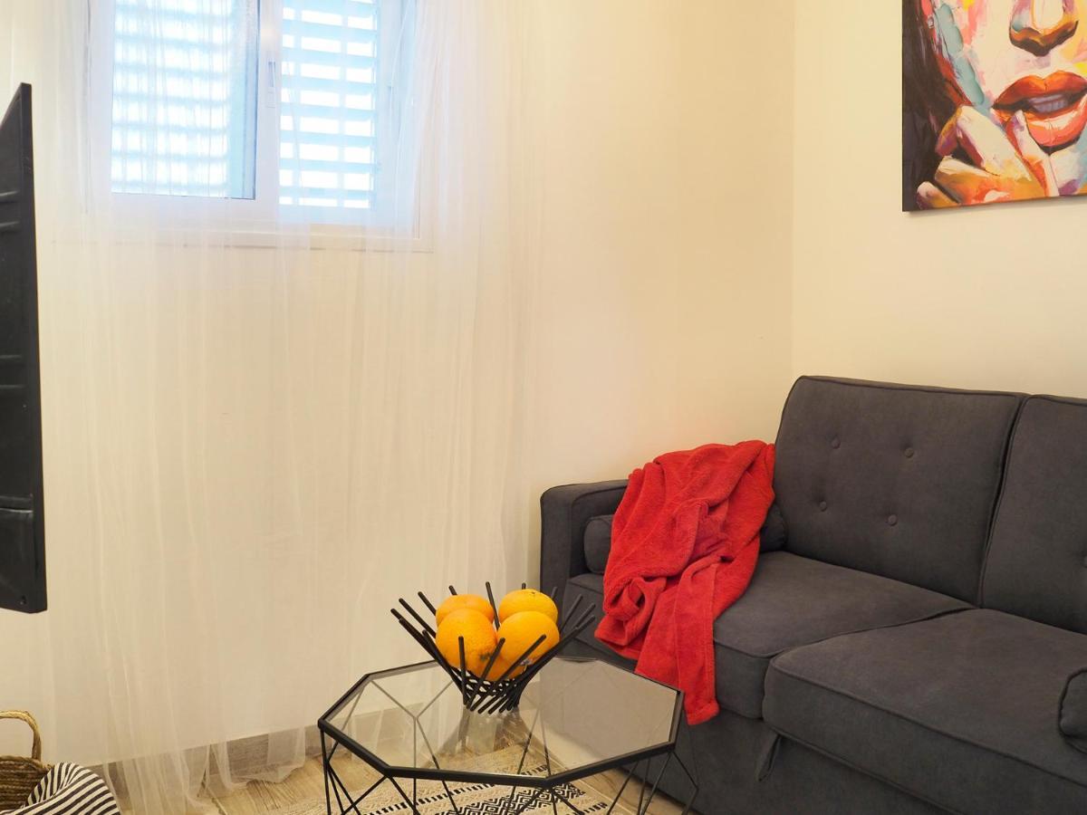 Studio Ariana And Patio Bat Yam Extérieur photo